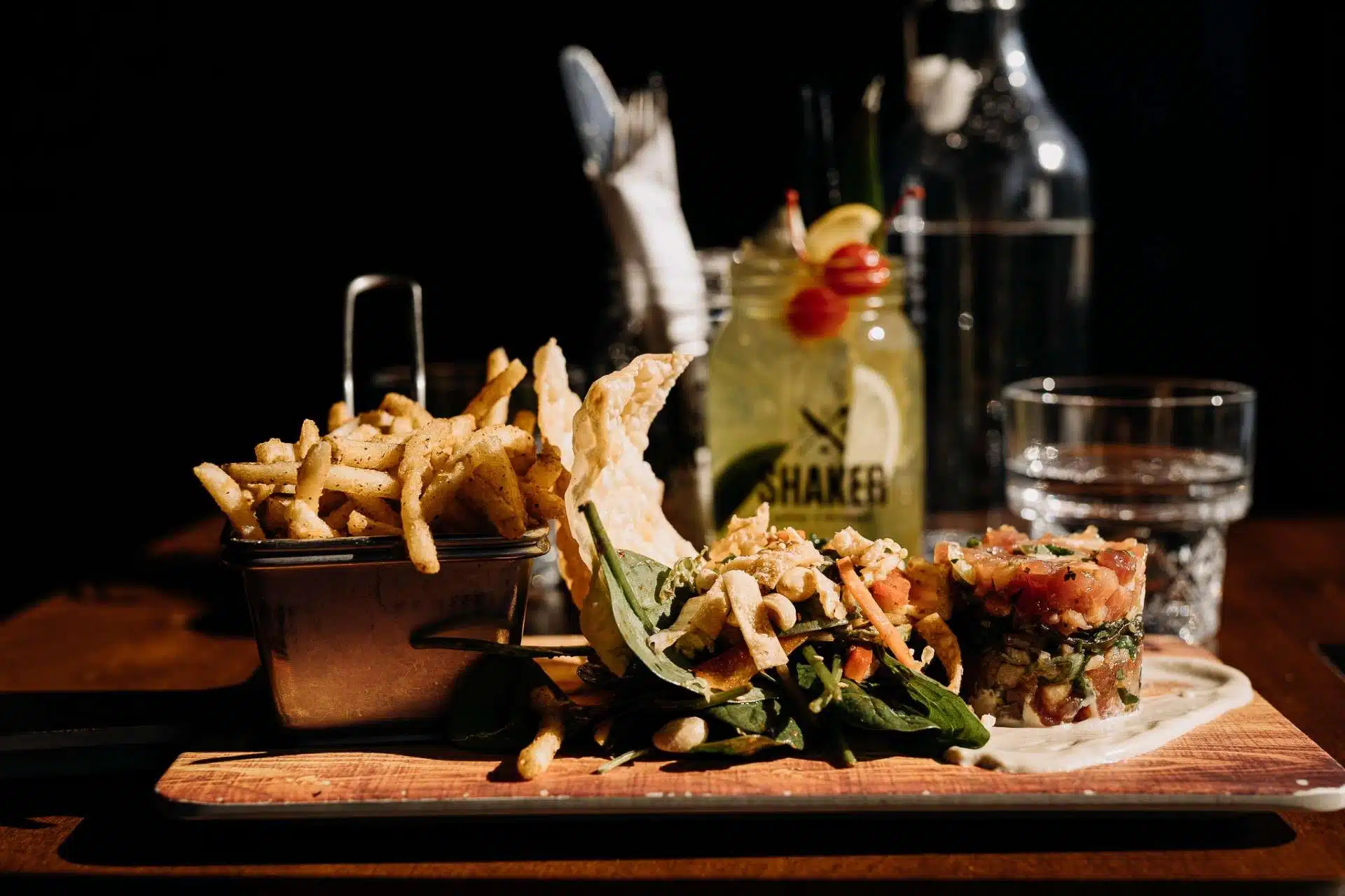 Carte-cadeau de 50$ - Shaker Cuisine & Mixologie Trois-Rivières <br><h5 style="color: rgb(255,0,0)">Carte-cadeau envoyée par courriel</h5> – Image 3