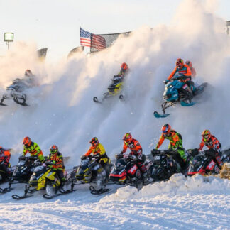 Paire de billets Admission Générale de 158$ - Grand Prix Ski-Doo de Valcourt <br><h5 style="color: rgb(255,0,0)">Envoyé par courriel</h5>