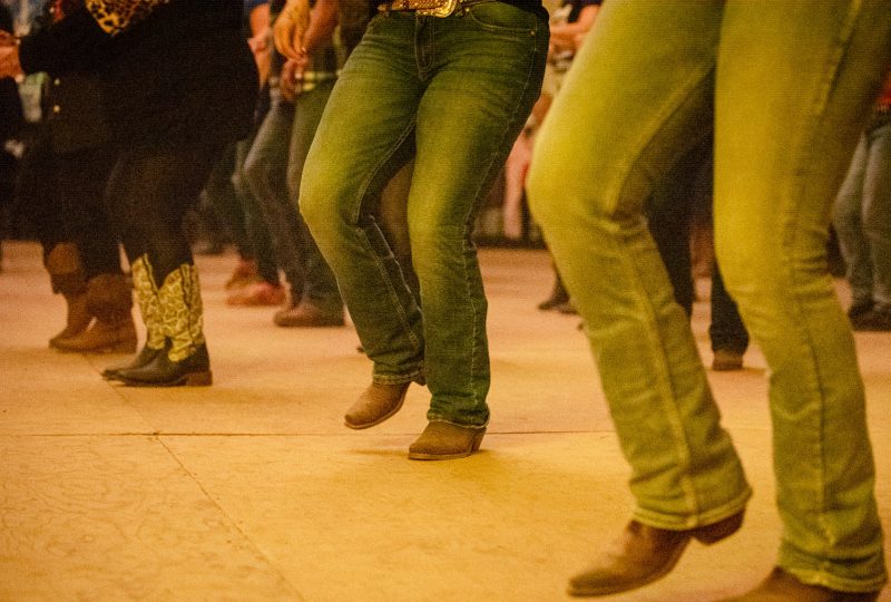 2 billets journaliers 3 juillet - CountryFest de St-Pierre-Baptiste <br><h5 style="color: rgb(255,0,0)">Envoyé par courriel</h5>